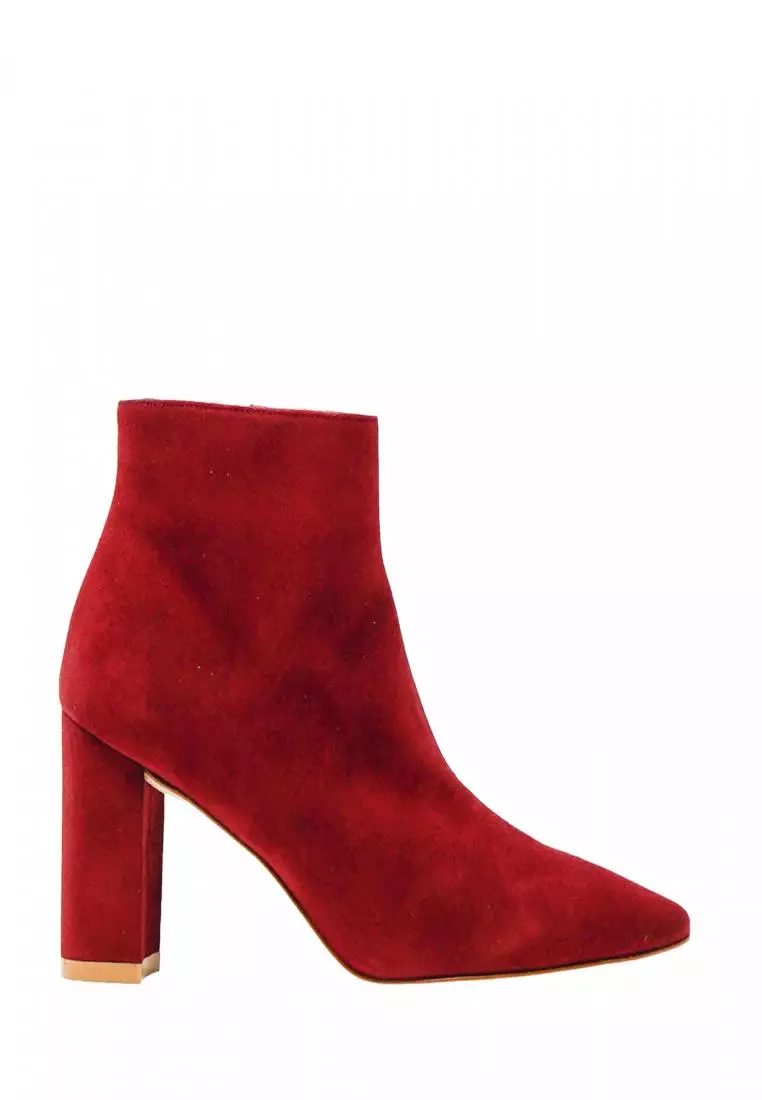 Red stuart sales weitzman boots