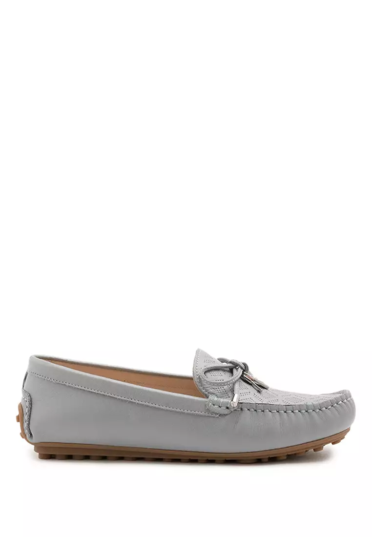 Discount on Pazzion  shoes - SKU: Lucian Heart Locked Textured Moccasins