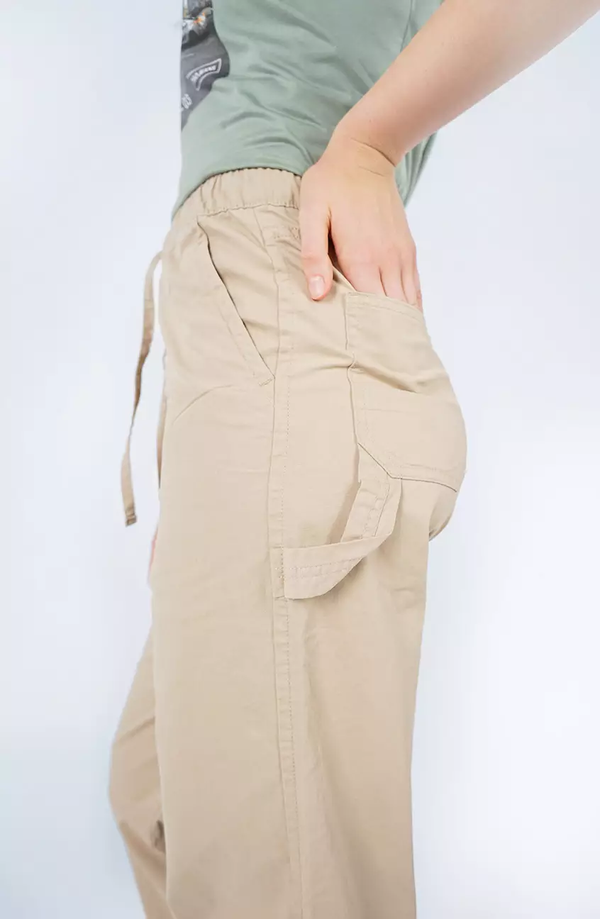 Celana Wanita Kaila Cream Carpenter