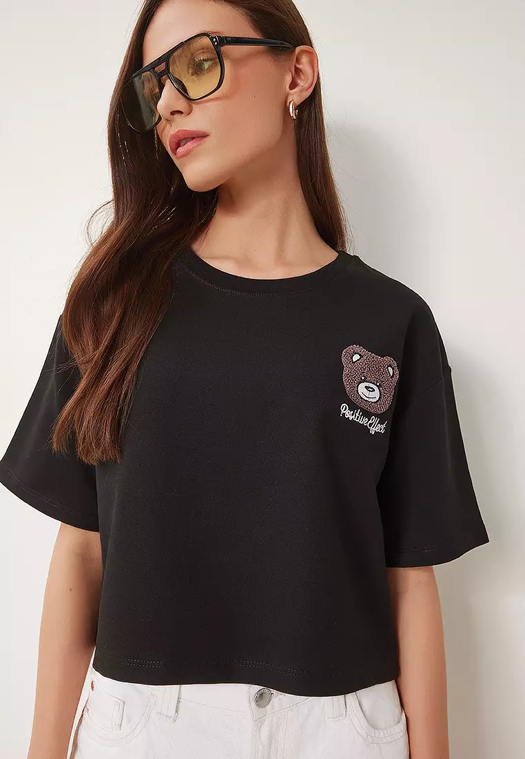 Crew Neck Embroidery T-Shirt