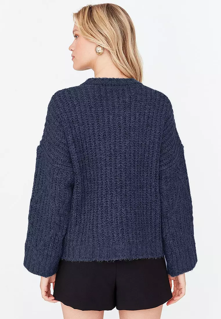 Wide Pattern Soft Texture Knitwear Sweater