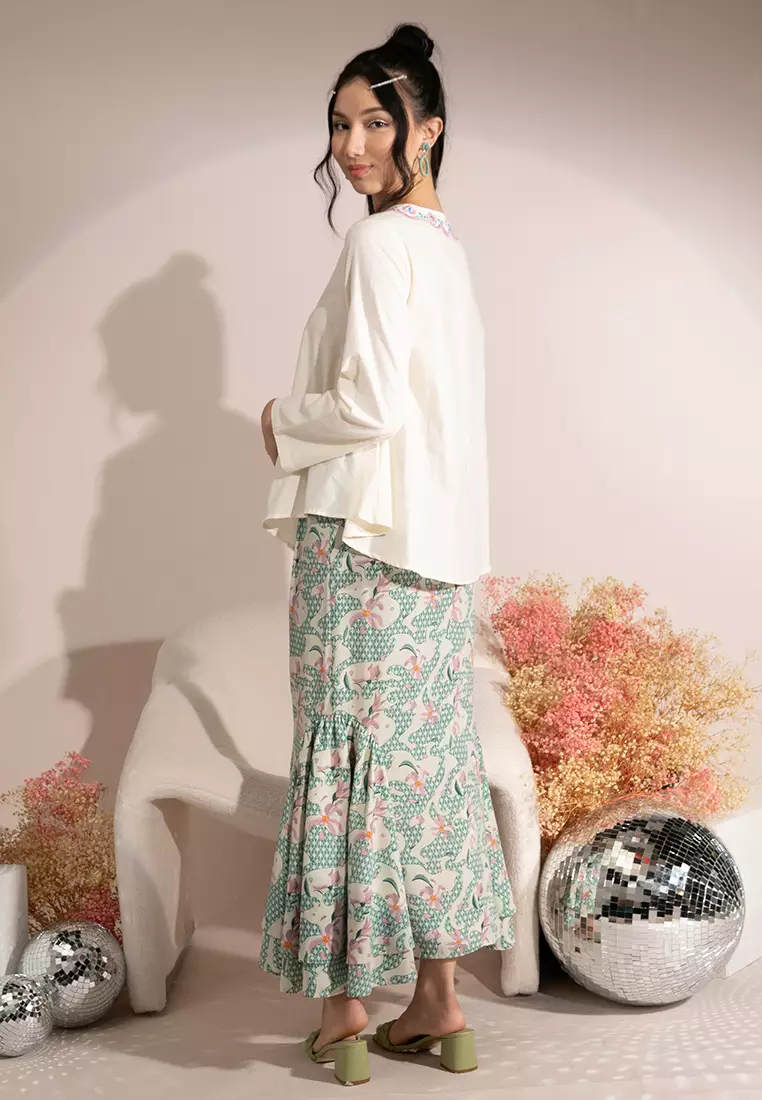 Buy Lubna Cotton Embroidered Kebaya and Skirt Set Online | ZALORA Malaysia