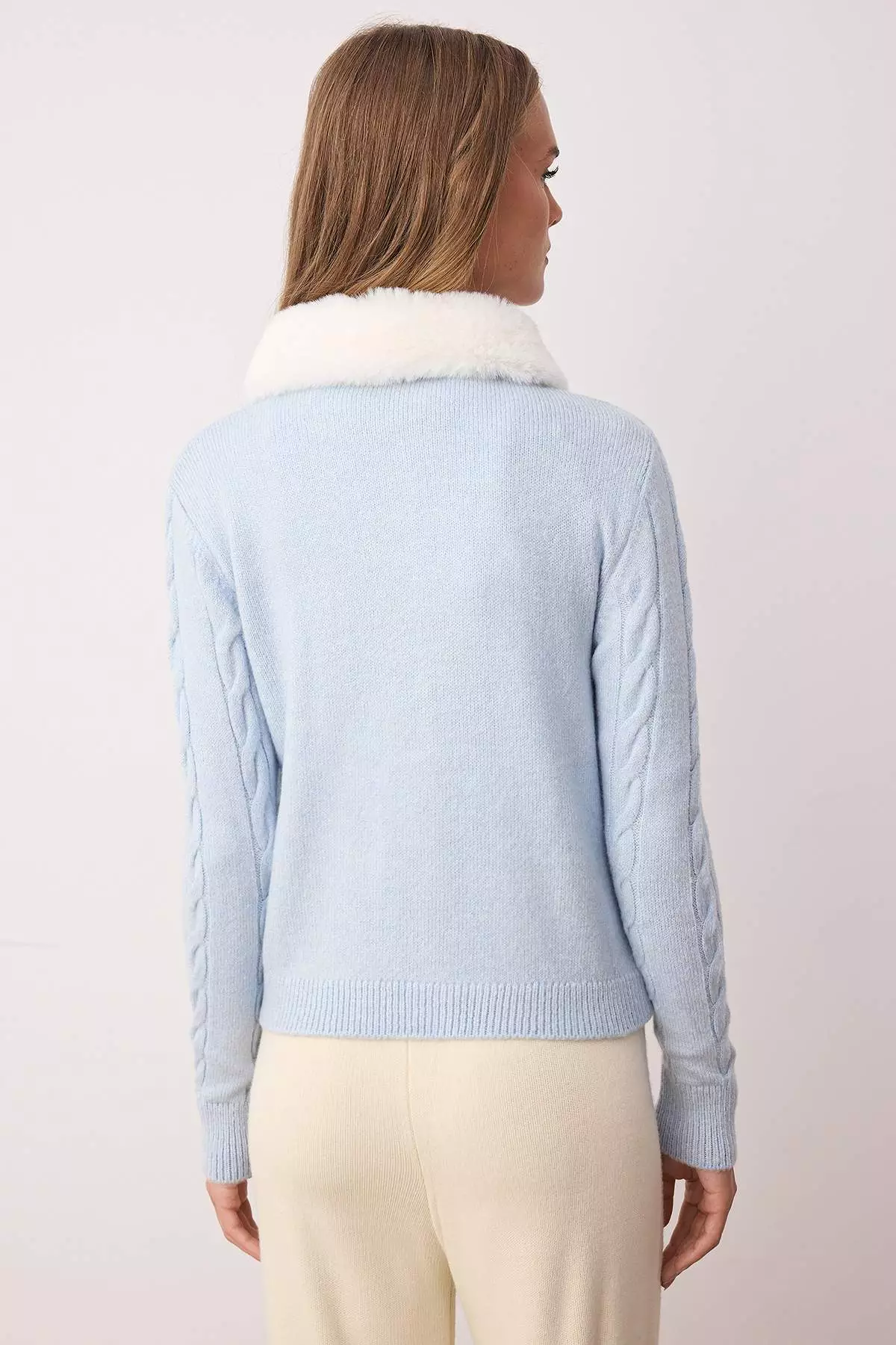 Blue Crop Fur Detailed Fitted/Body Wrap Knitwear Cardigan