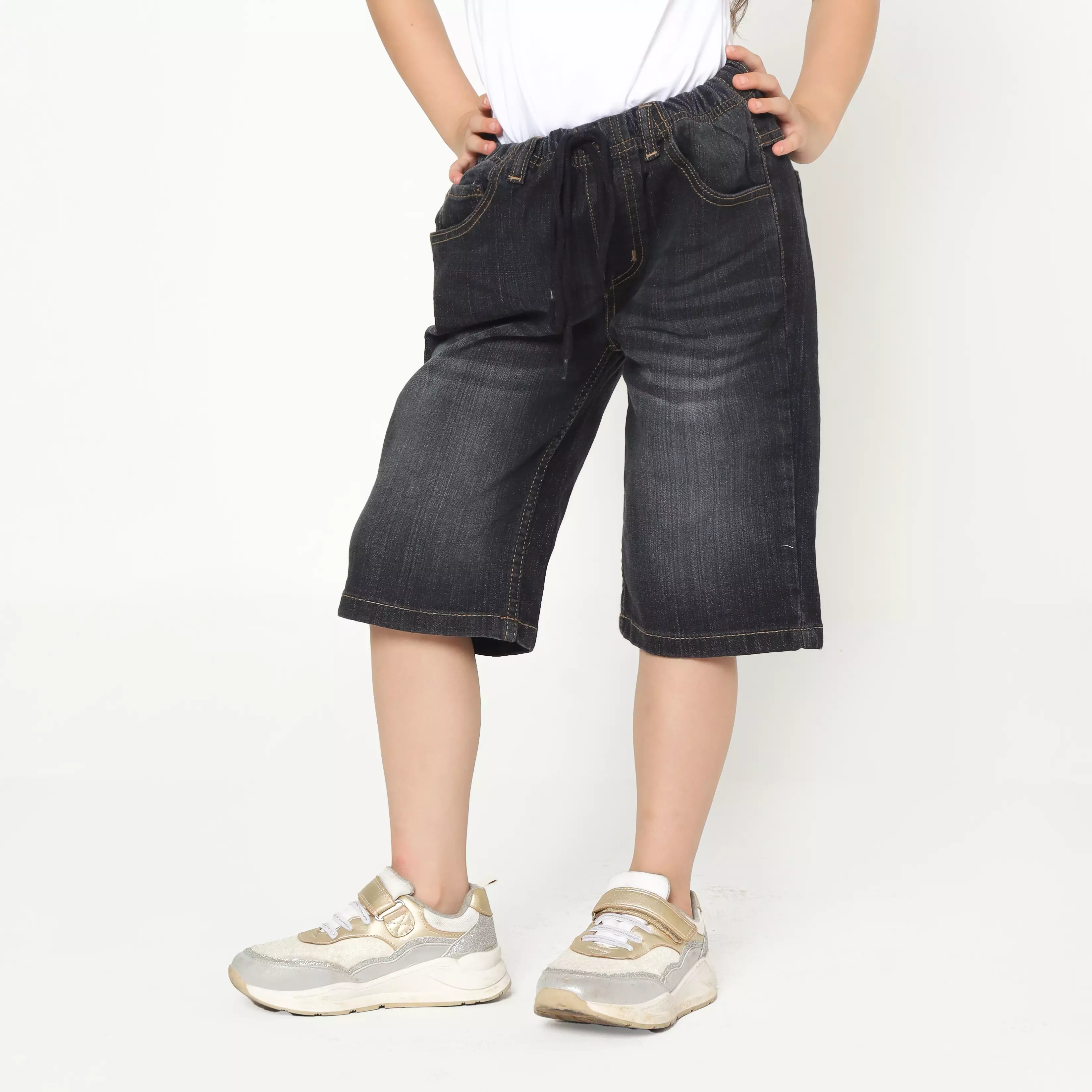 Celana Pendek Anak Perempuan Jeans Star Black