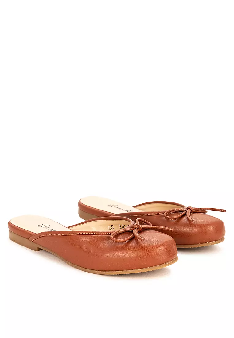 Round Toe Flat Mules