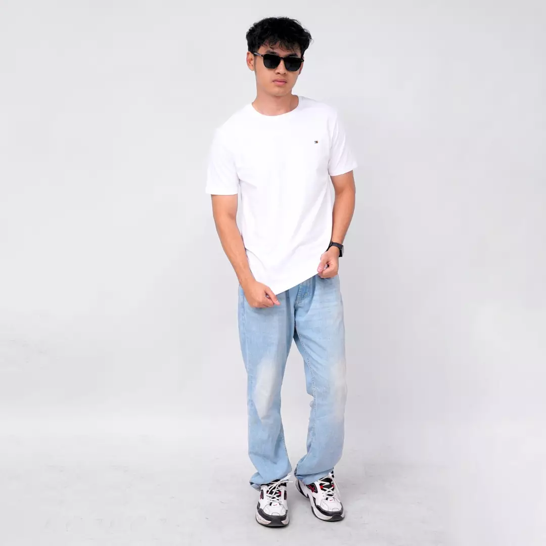 Ryusei Kaos Pria Haruma Basic White