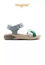 Dush va suv oqimi bilan onanizm