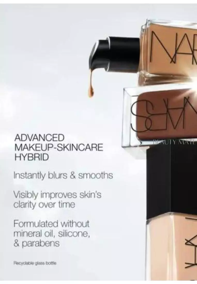 Light Reflecting Foundation Stromboli