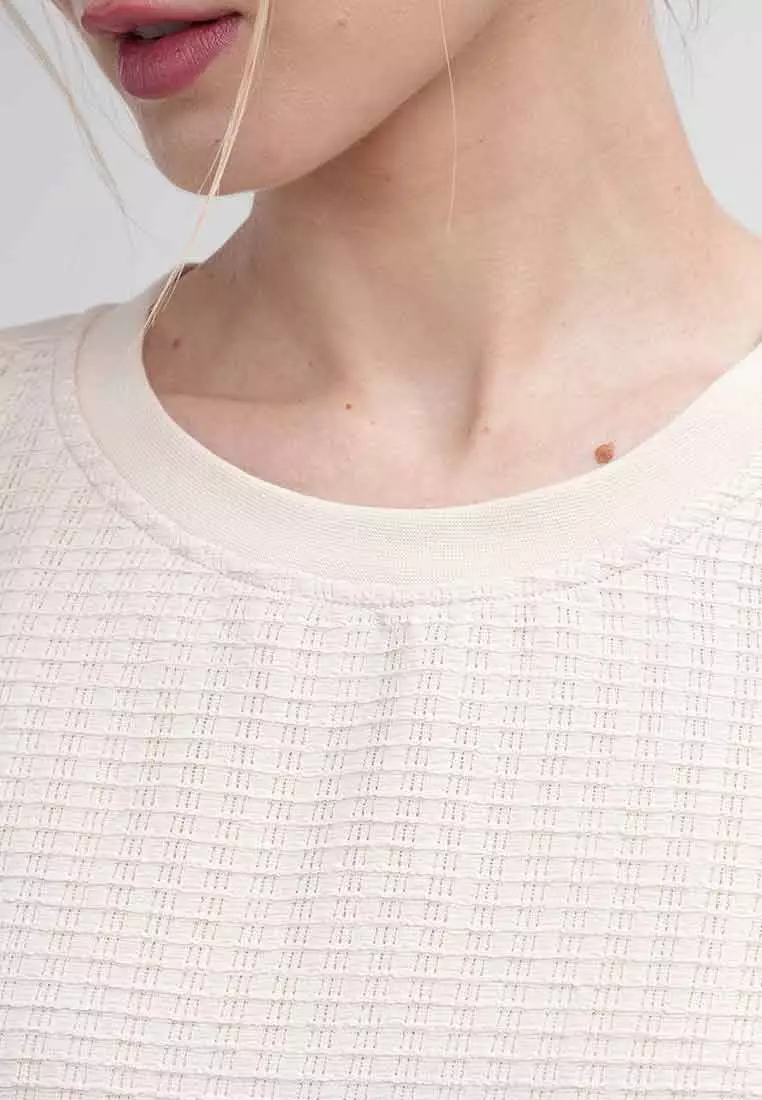 Vera Textured Woven Top with Short Puff Sleeves