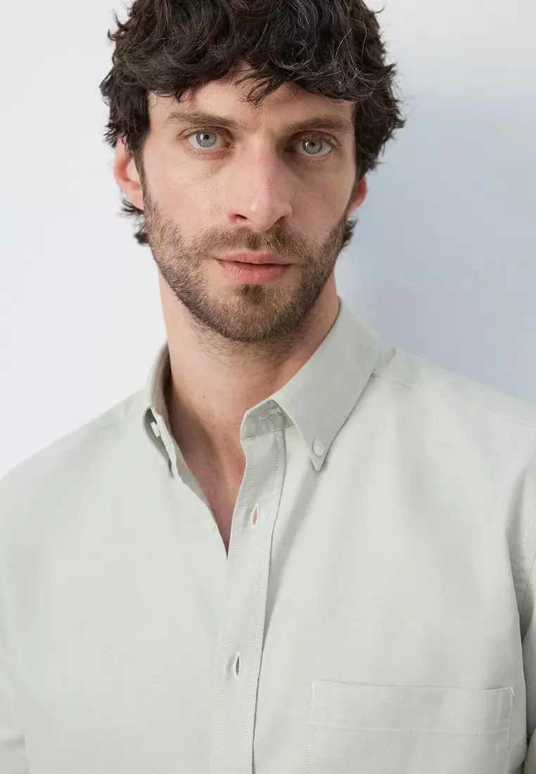 100% Cotton Regular Fit Lightweight Oxford Shirt