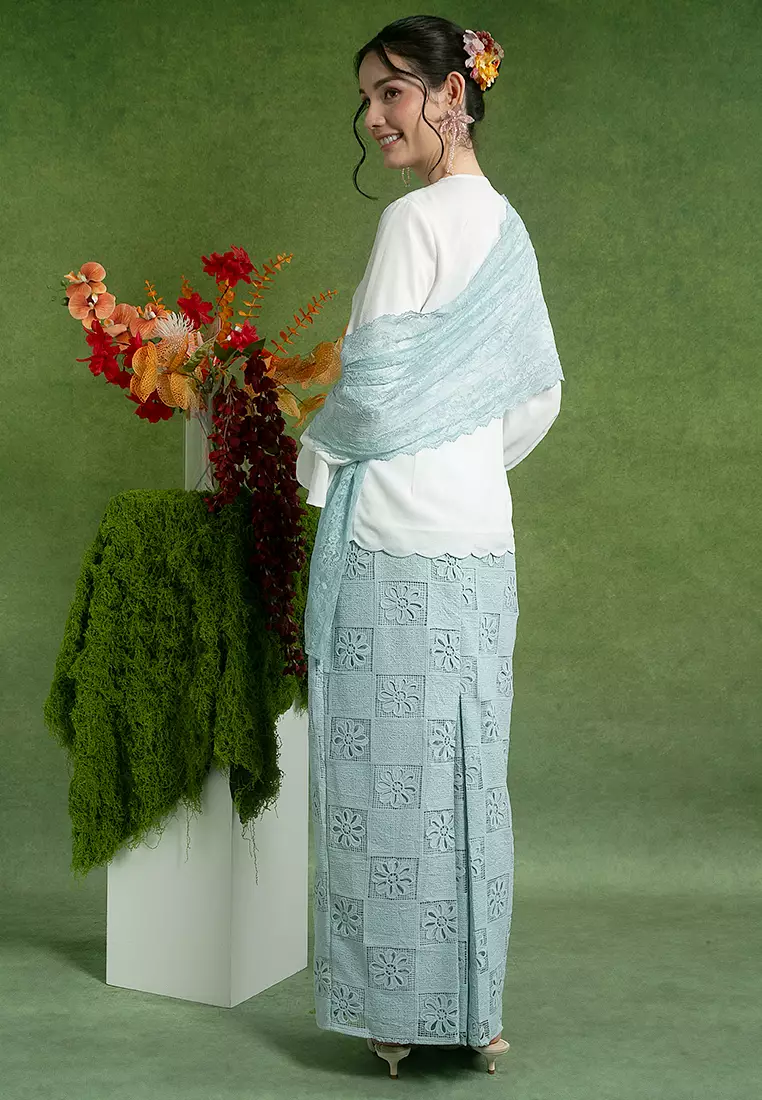 Dayana Embroidered Kebaya with Shawl