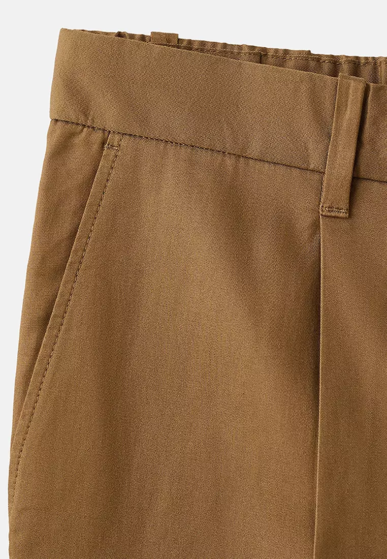 Regular-Fit Pleated Flowy Trousers