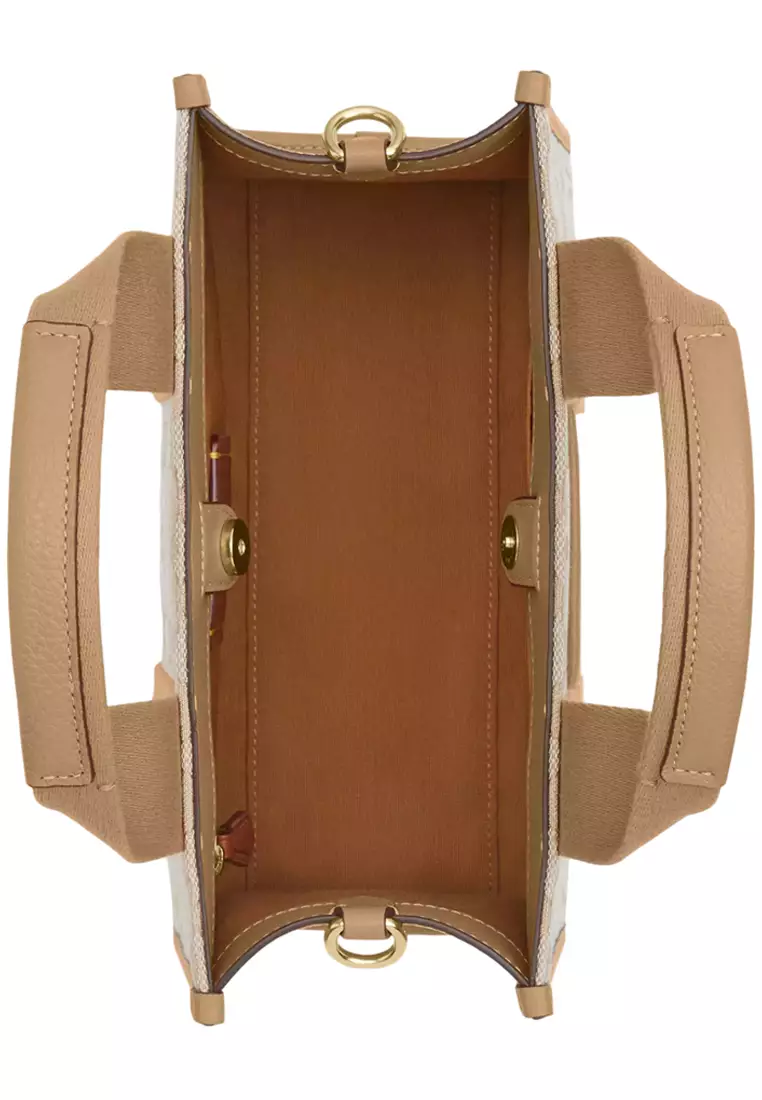 Smith Tote Bag 24 In Signature Jacquard - Light Khaki Multi CAR78