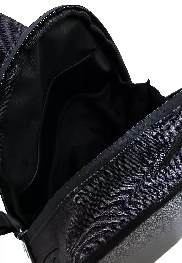 Corner Tas Selempang Sling Bag + USB Charger Unisex Anti Theft Large Compartment Material PE PVC ORIGINAL - Black