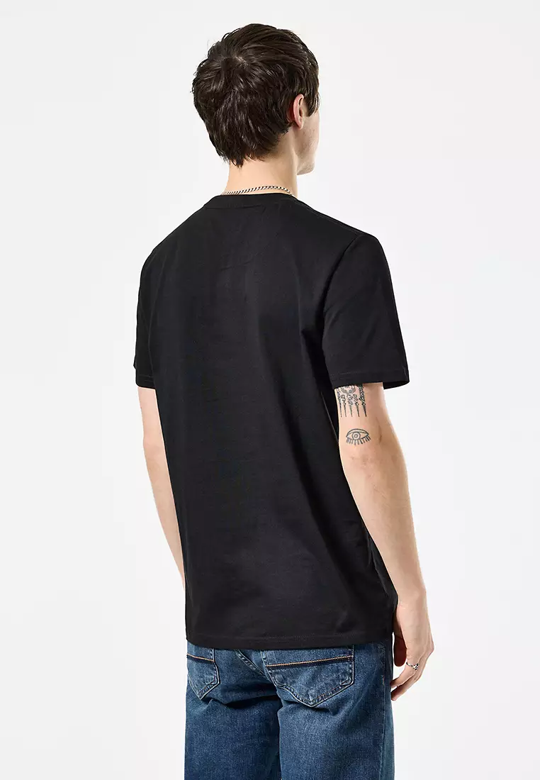 MENS BLACK FOOTBALL + FESTIVALS TEE GRAPHIC TEE