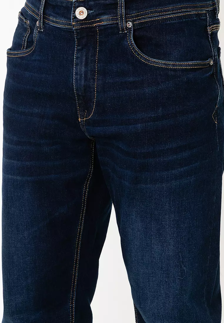 Russel Regular Tapered Fit Jeans