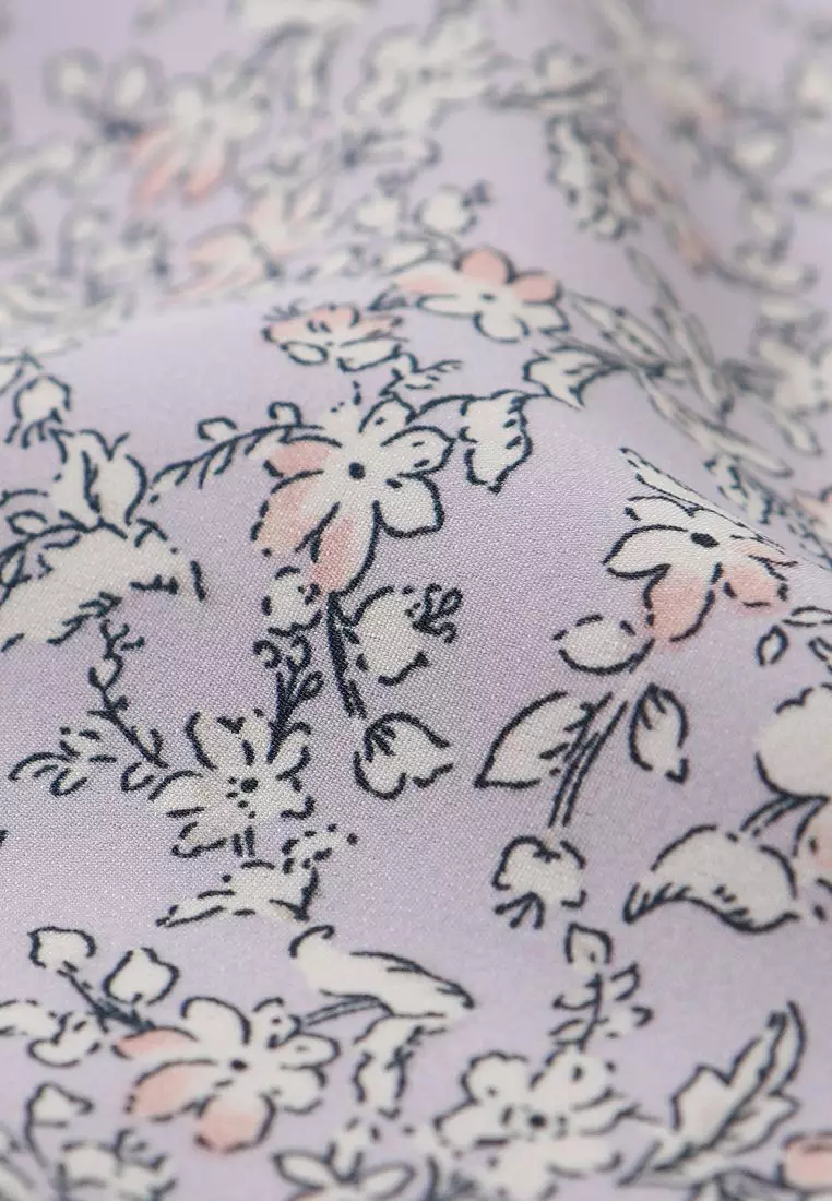 V領碎花傘襬荷葉袖雪紡上衣《AB16518》