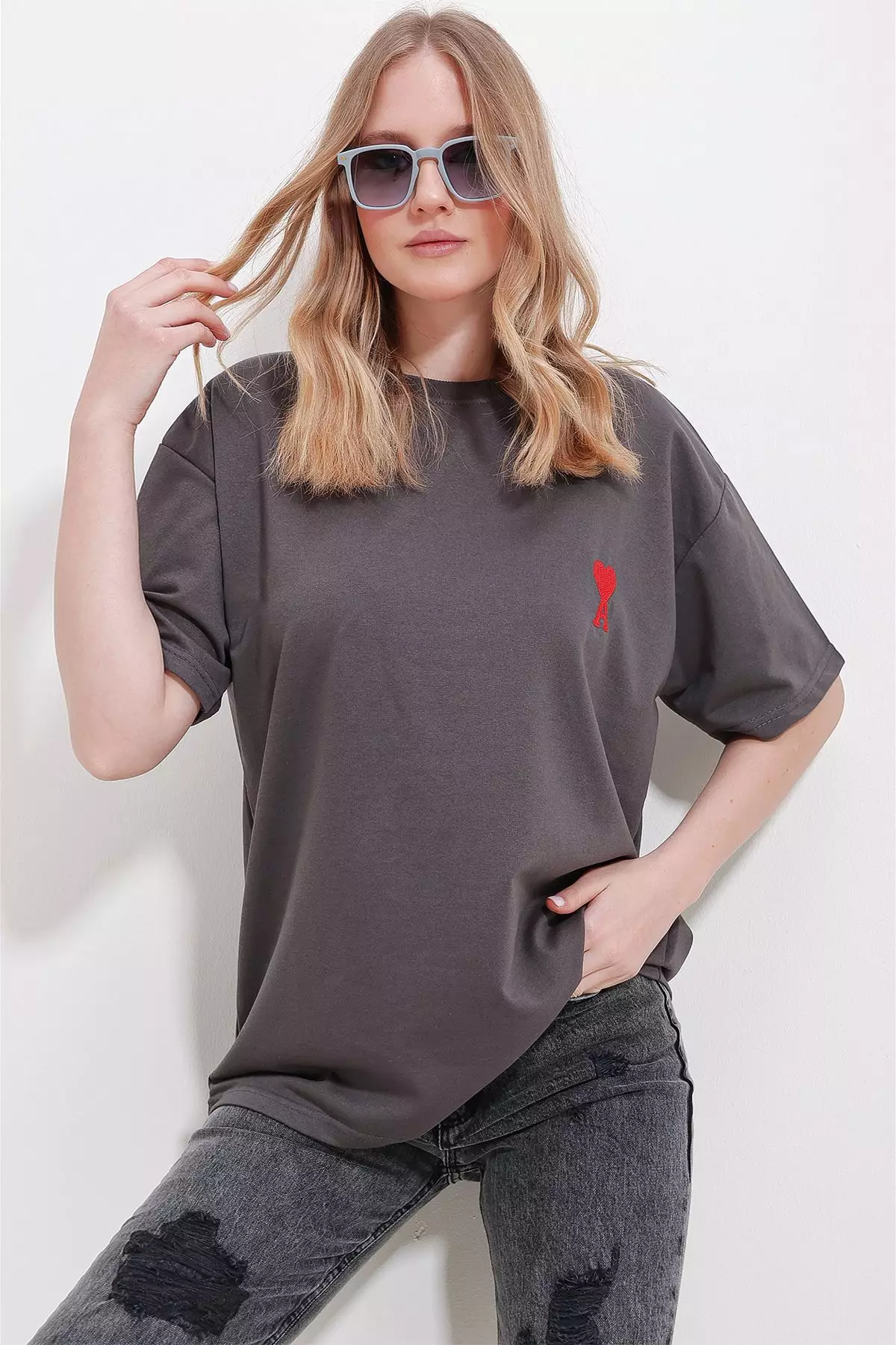 Embroidery T-Shirt