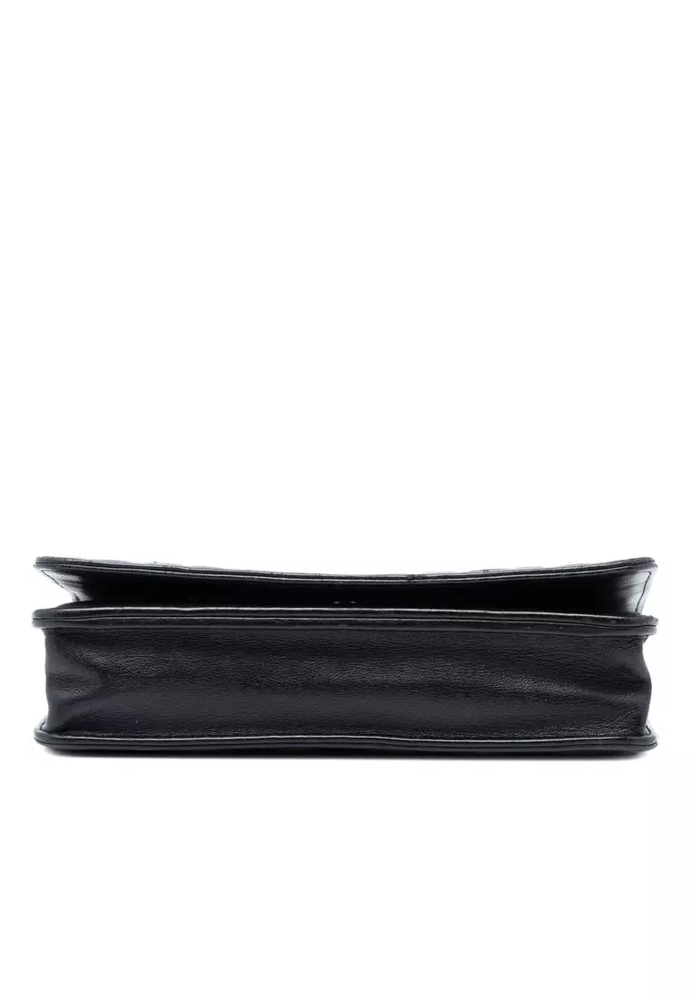 Pre-Loved Chanel Cc Embossed Lambskin Diamond Wallet On Chain