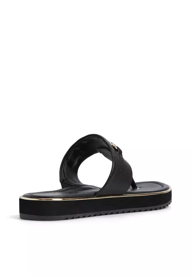 Lobredanten T-Strap Sandals