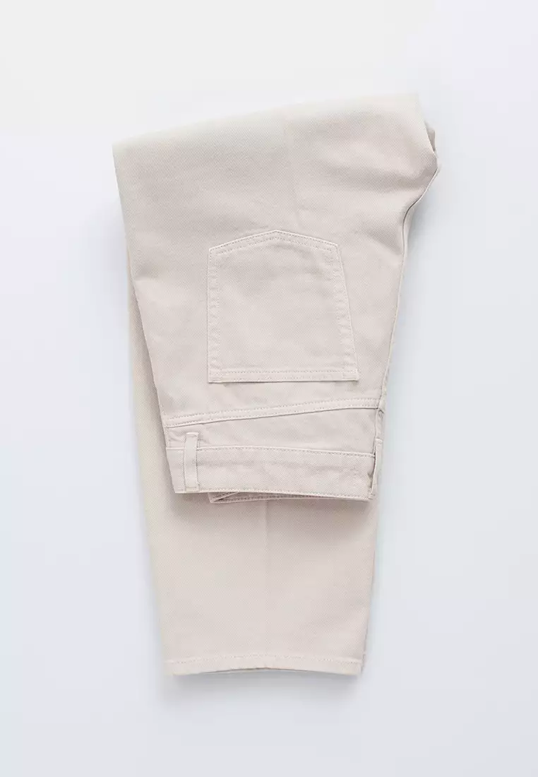 Tapered Jeans