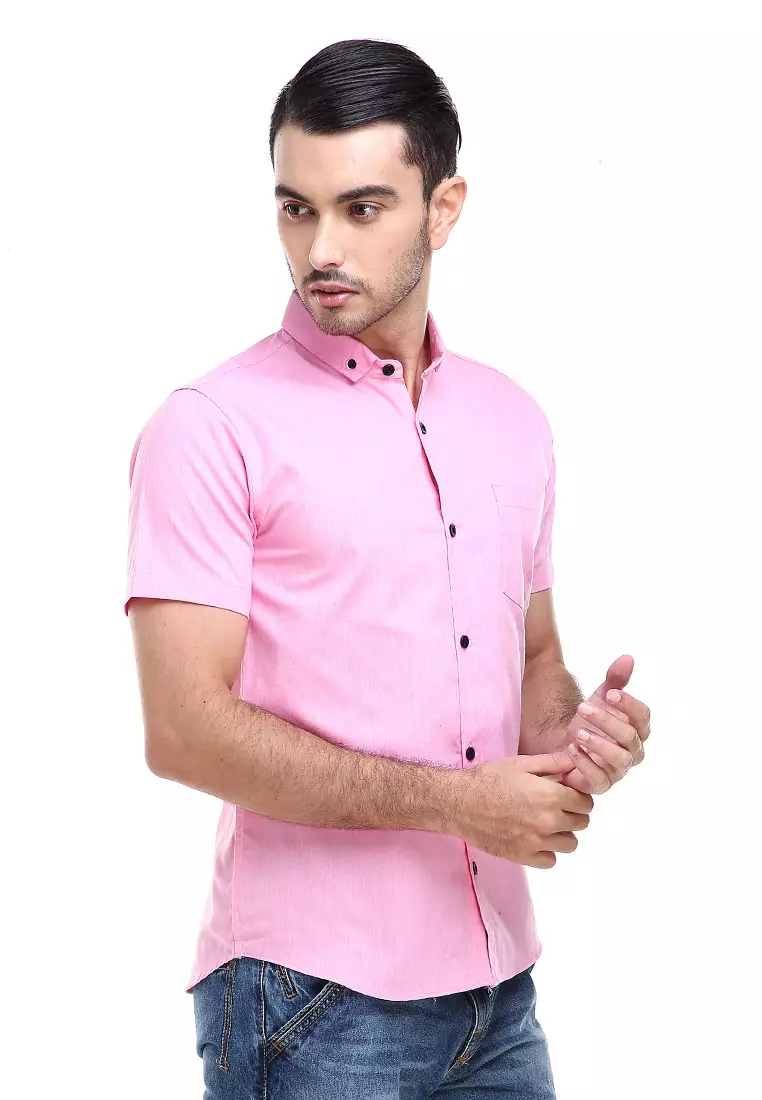 Dwan Casual Shirt Kemeja Polos Pria Lengan Pendek Kasual Formal Material Cotton ORIGINAL - Pink