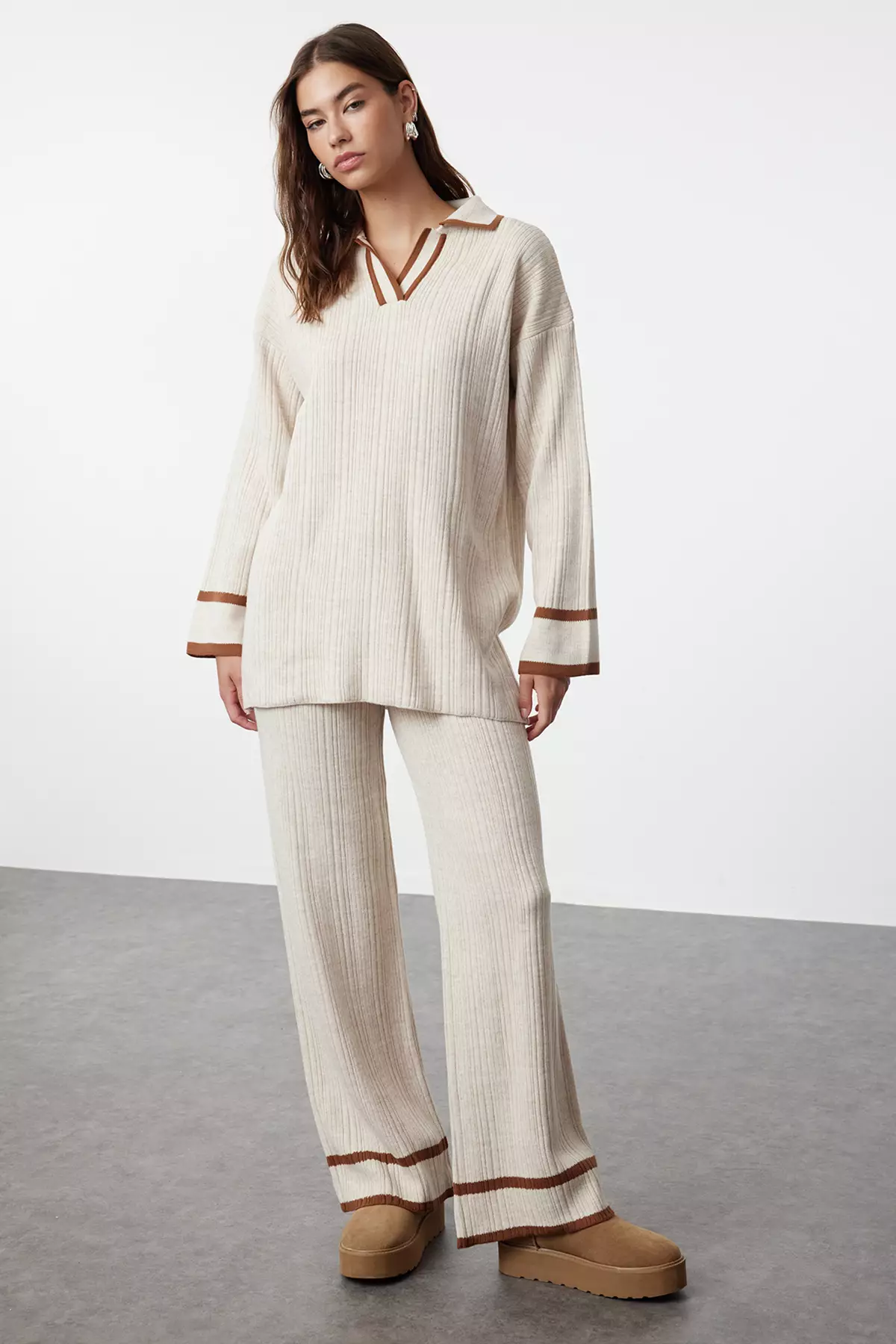 Stone Brown Piping Knitwear Sweater Trousers Bottom-Top Set TCTAW25US00015