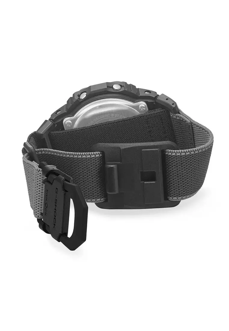 CASIO G-SHOCK DW-5600MNC-1