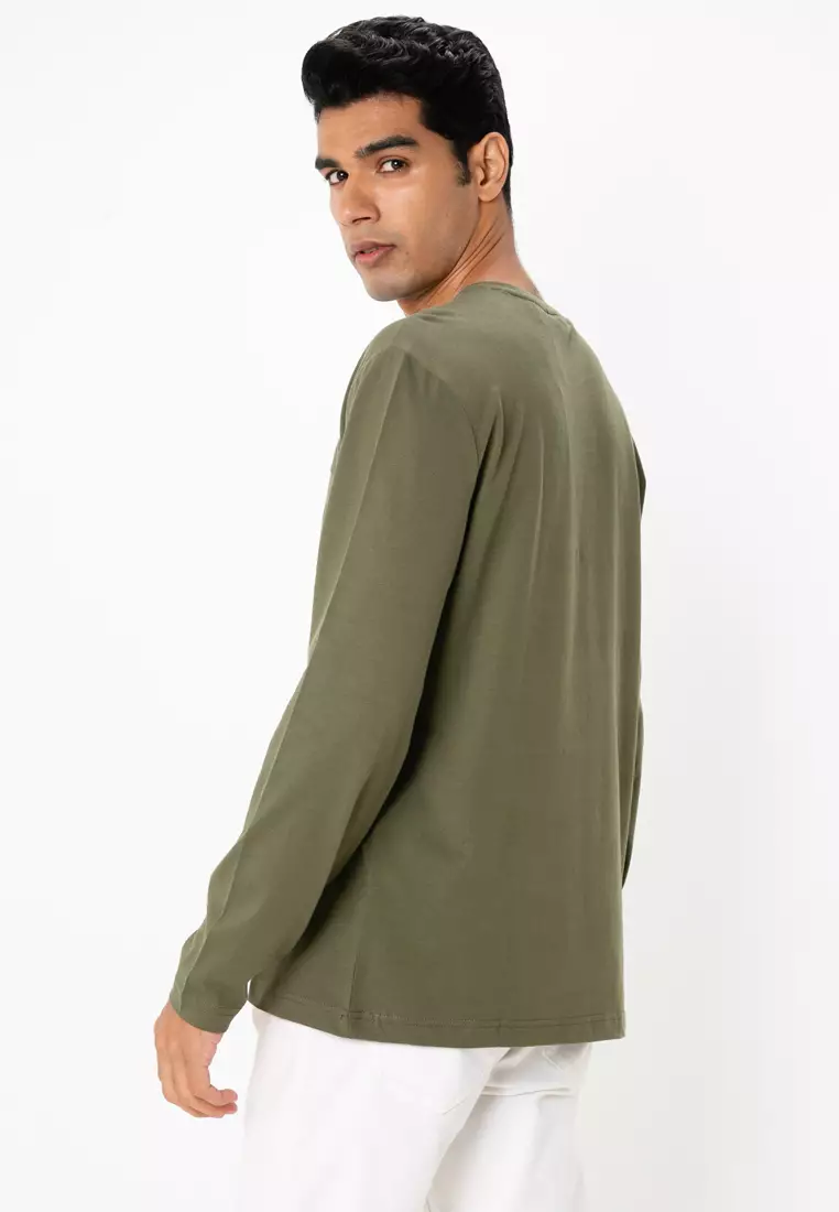 Embossed Long Sleeves T-shirt
