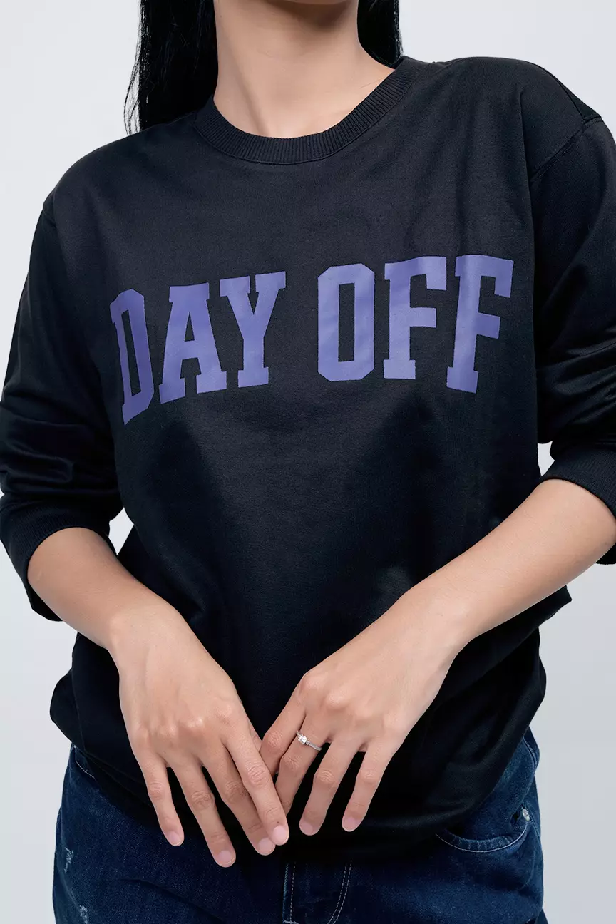 Sweater Wanita Qenan Black