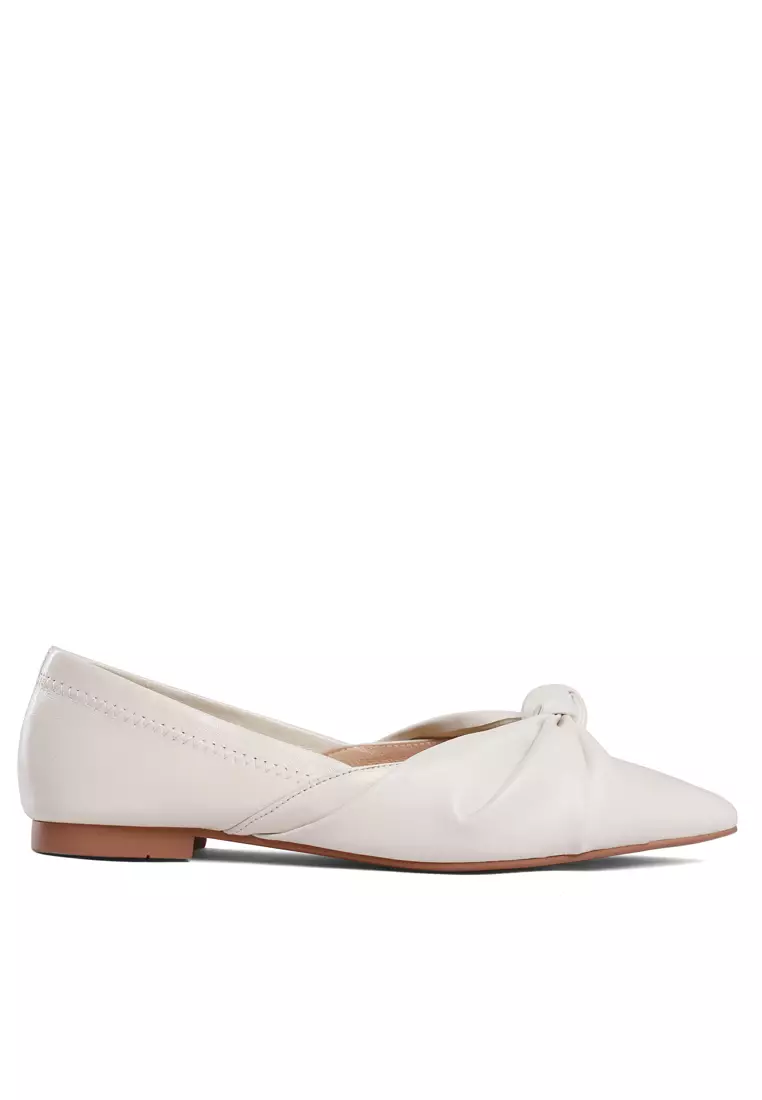 Discount on Twenty Eight Shoes  shoes - SKU: Pointy Bow Lamb Leather Flats BSH1011701