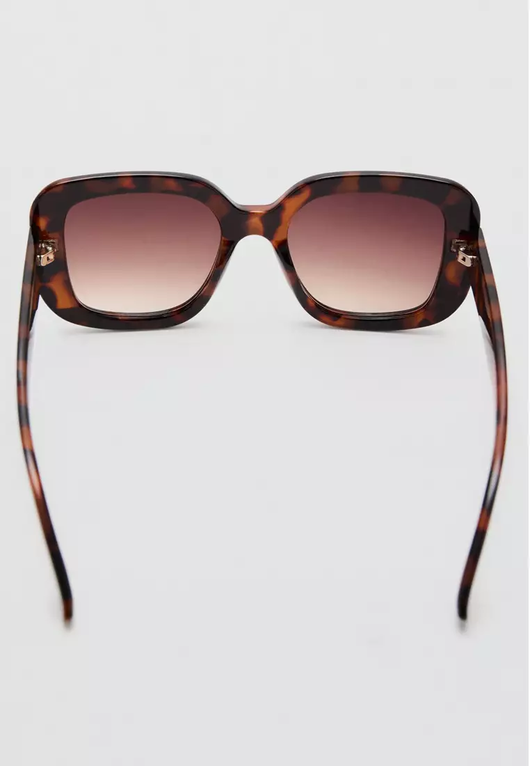 Squared Frame Sunglasses
