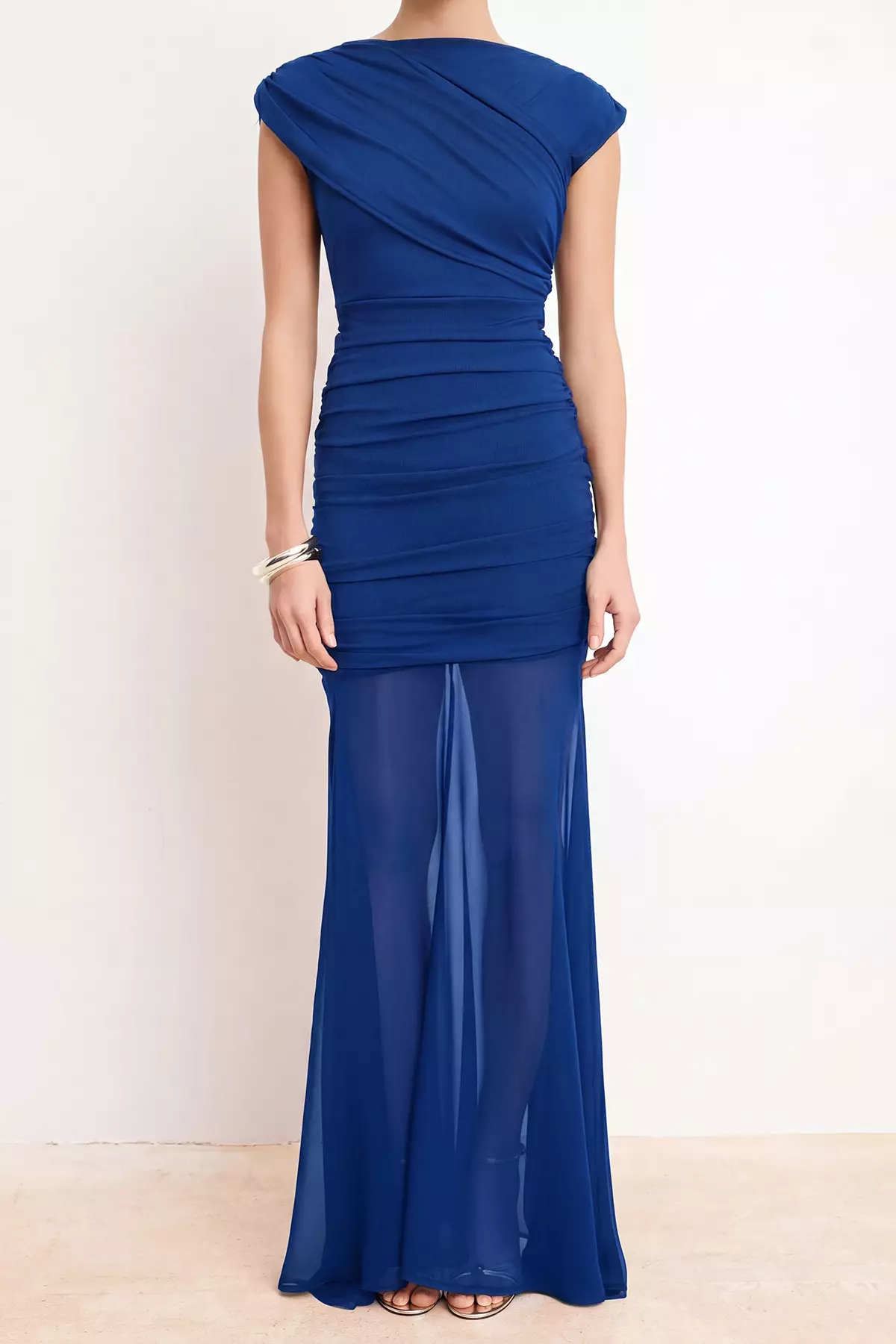 saks graduation dresses Celebrate In Style: 15 Graduation Guest Dresses For Mom