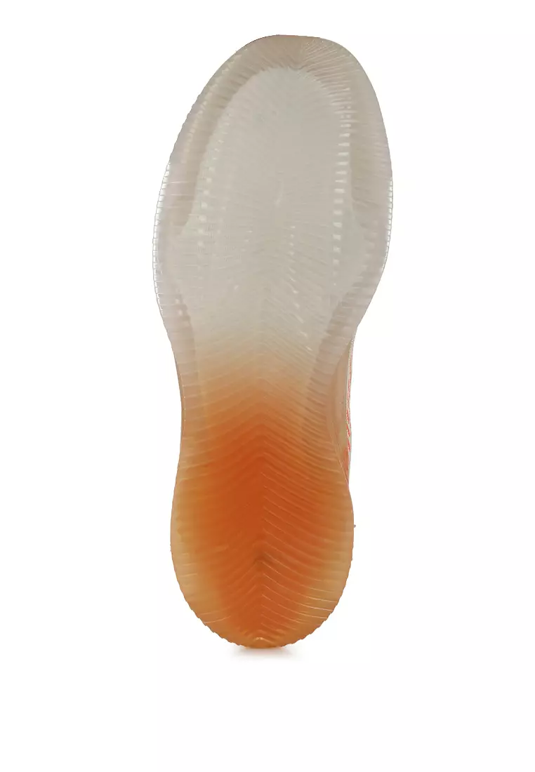 Sepatu kets anti selip Flyknit tebal warna oranye