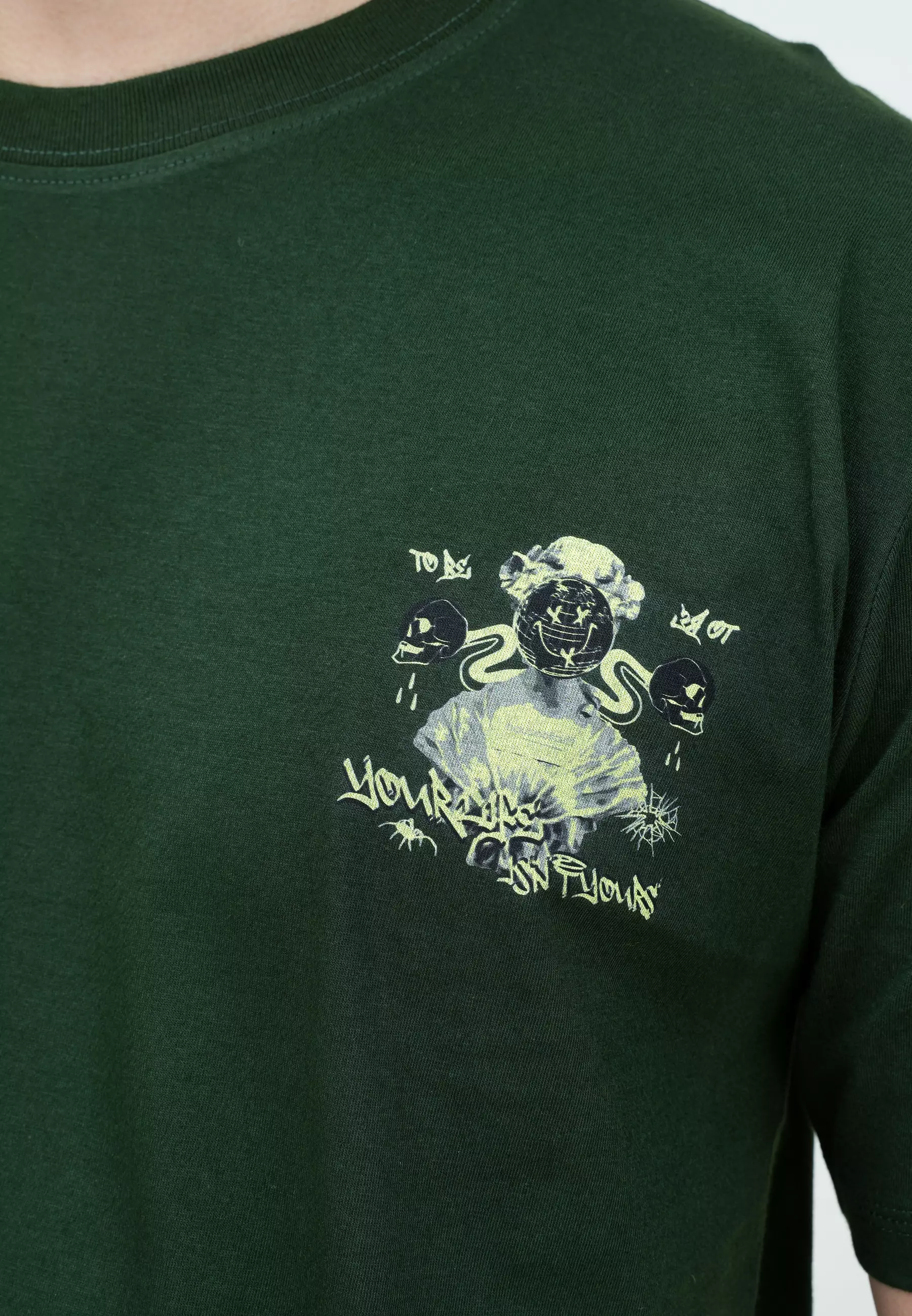 Houseofcuff T-shirt Kaos Hijau Motif To Be Tersedia Size S - 4XL