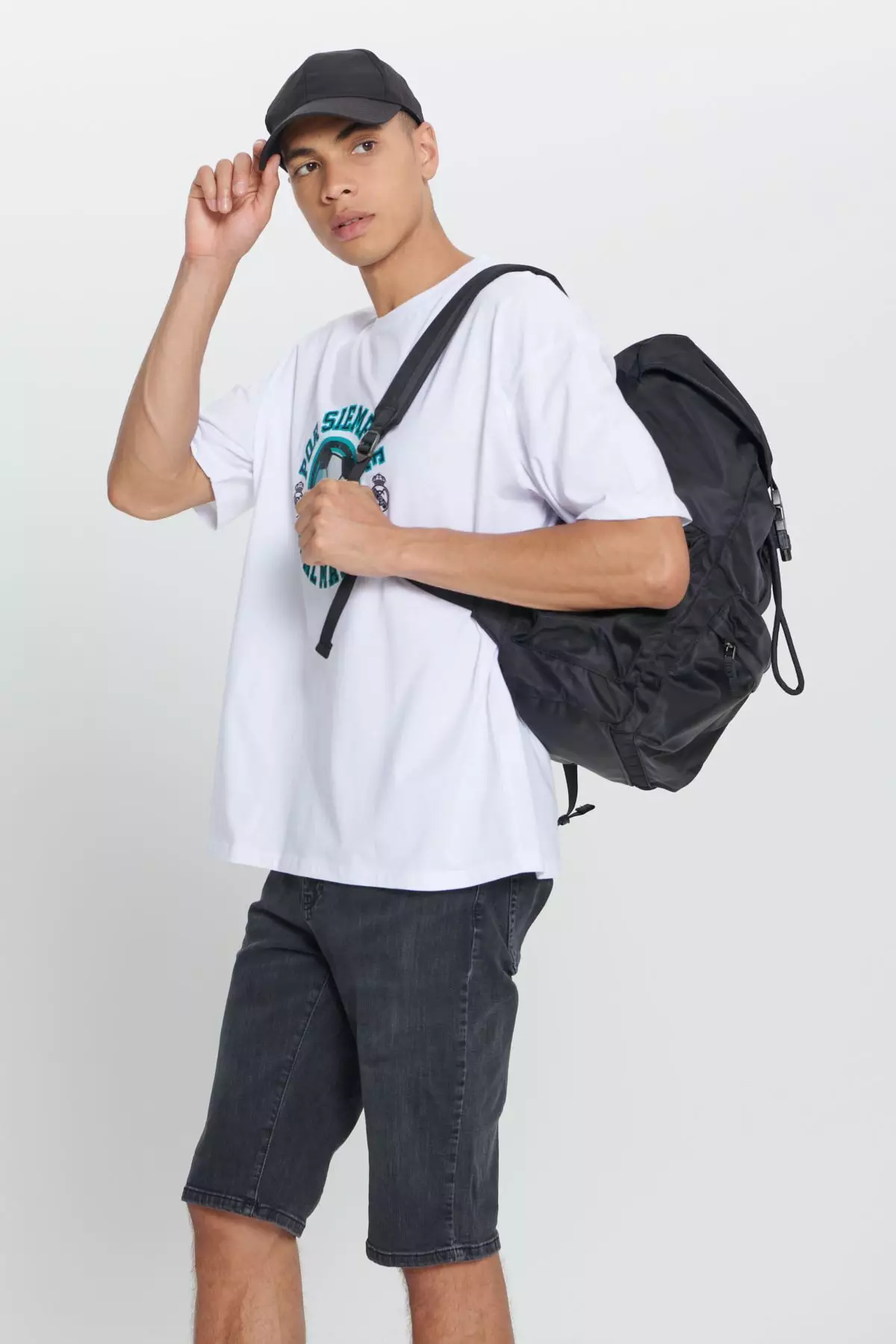 Real Madrid Licensed Oversize T-Shirt