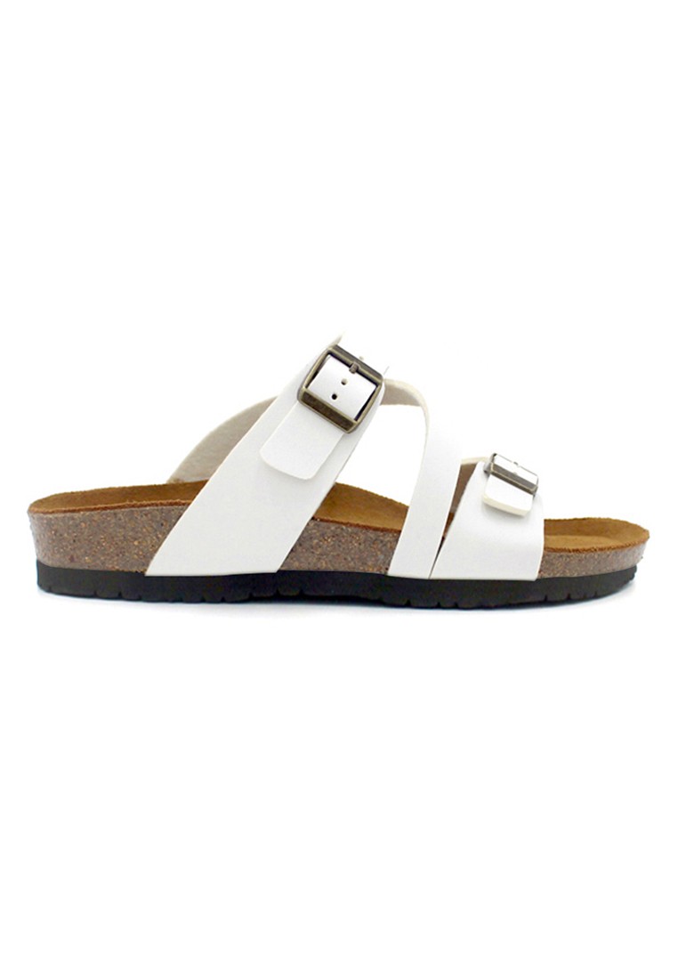 Hamburg - White Sandals & Flip Flops