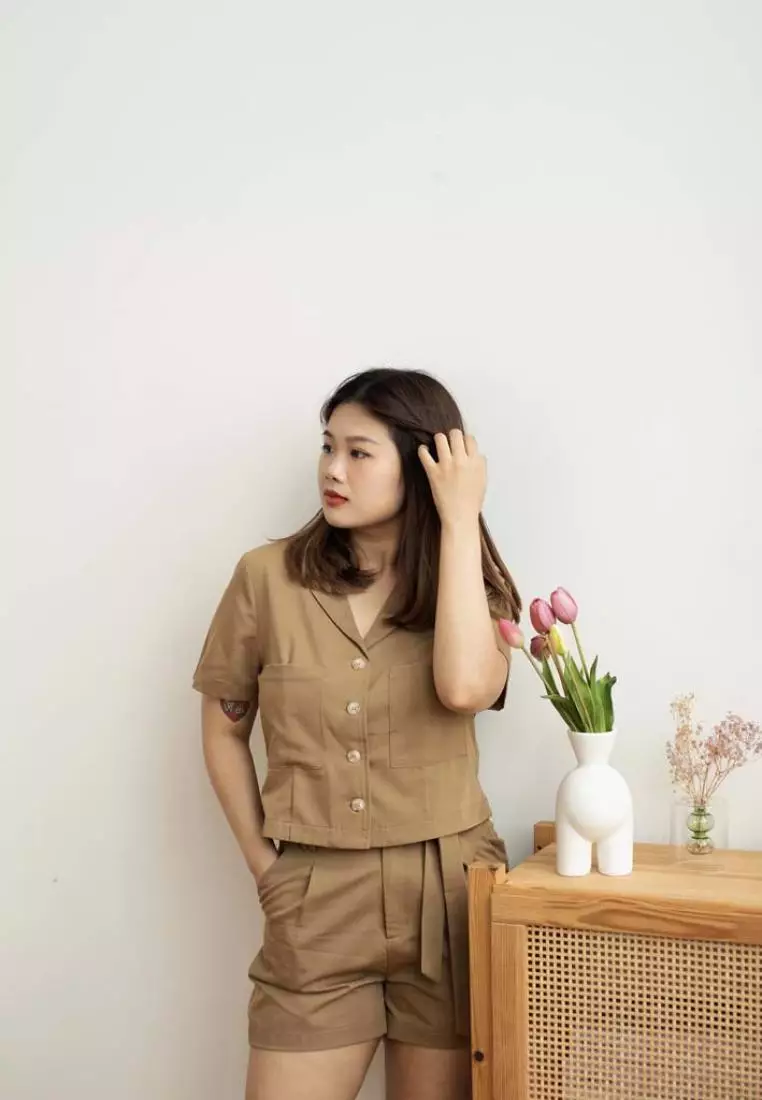 COTTON BLEND SHORTS WITH POCKET