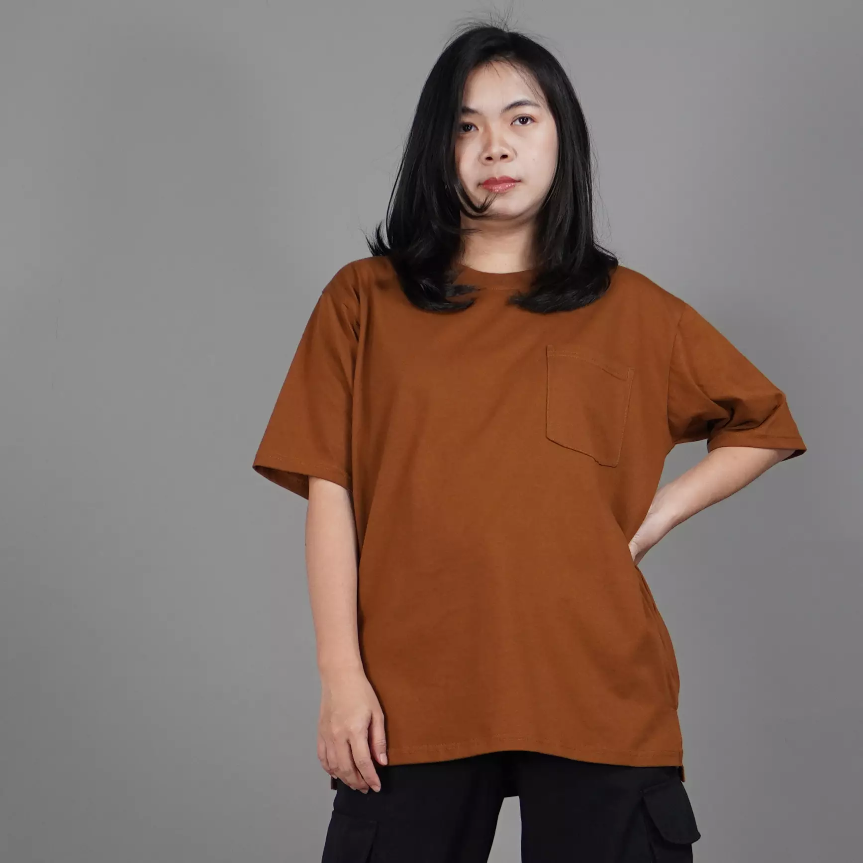  DANIELA Kaos Polos Wanita Oversized T-Shirt Wanita - BRONZE