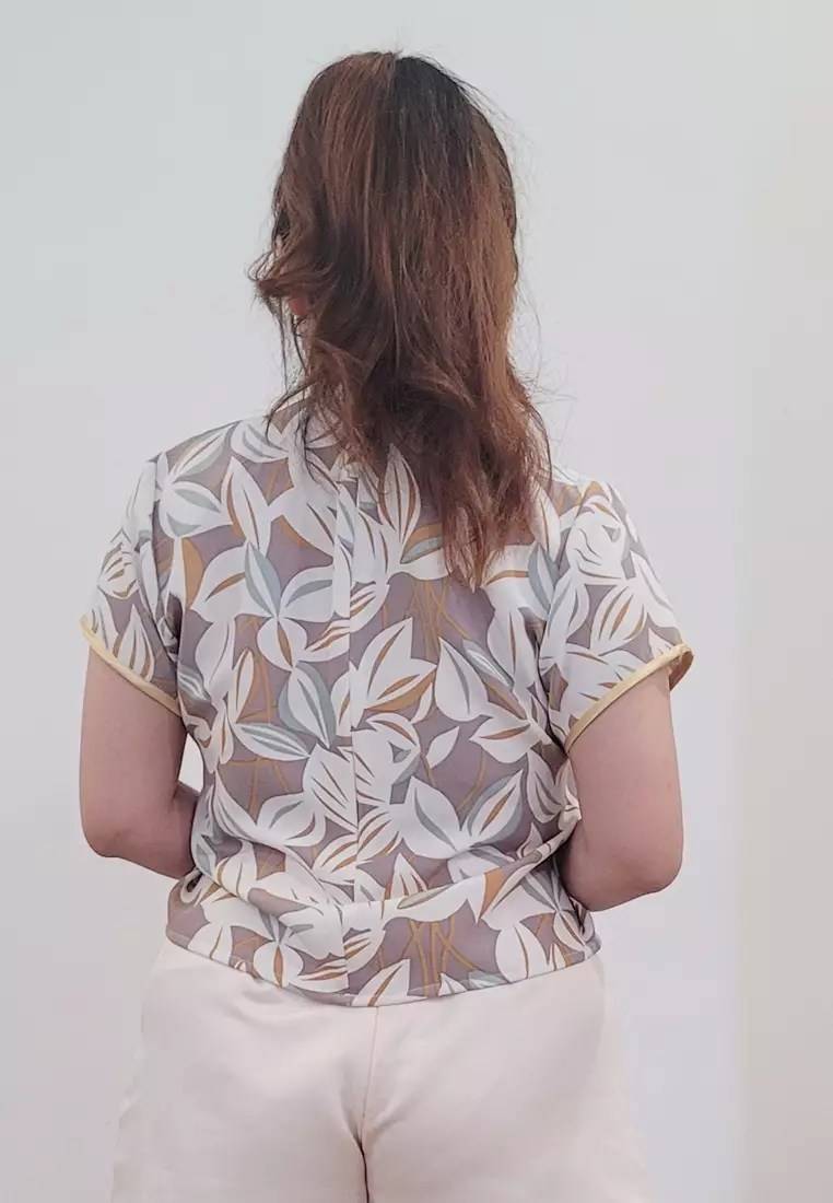 Ivory Cheongsam Cap Sleeves Top Brown White Flower Printed