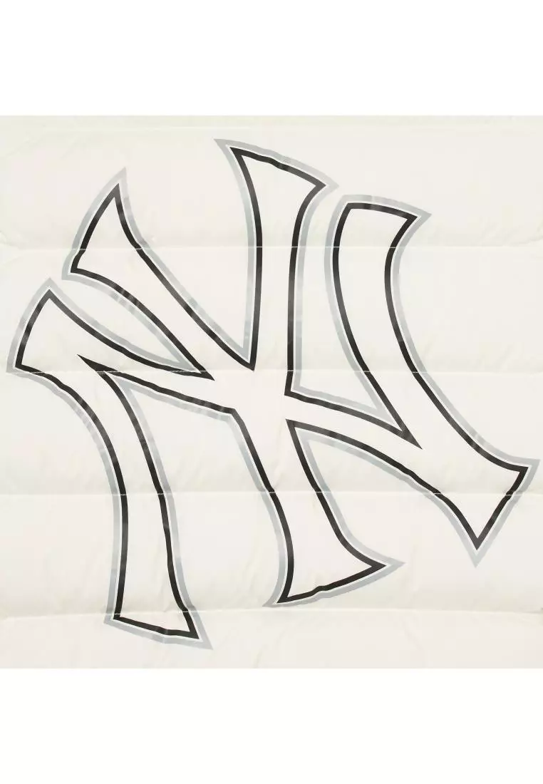 BASIC MEGA LOGO LIGHT DOWN VEST NEW YORK YANKEES