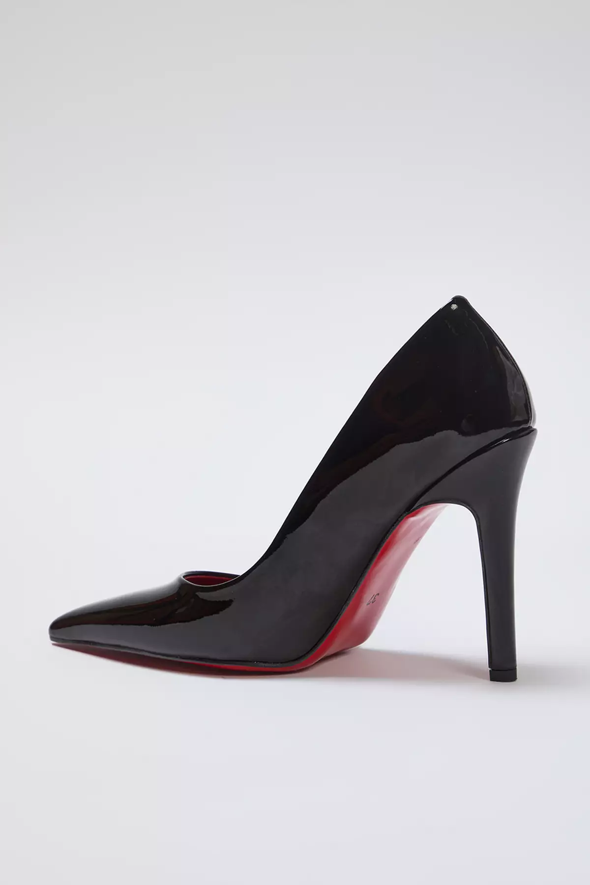 Patent Leather Pointed Toe Heels