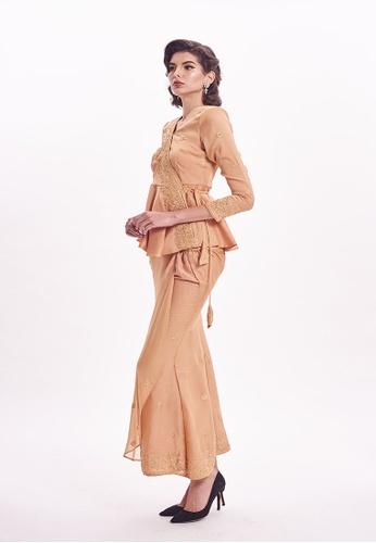 Buy Marilyn Modern Kurung Kimono Caramel Cream from Ann Khan Exclusive in Beige only 250