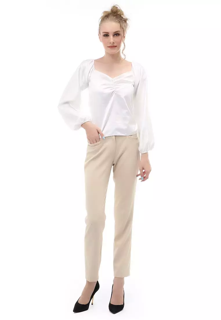 Cheva Blouse Casual Wanita Sabrina Kerut Dada Lengan Panjang Material Satin ORIGINAL - White