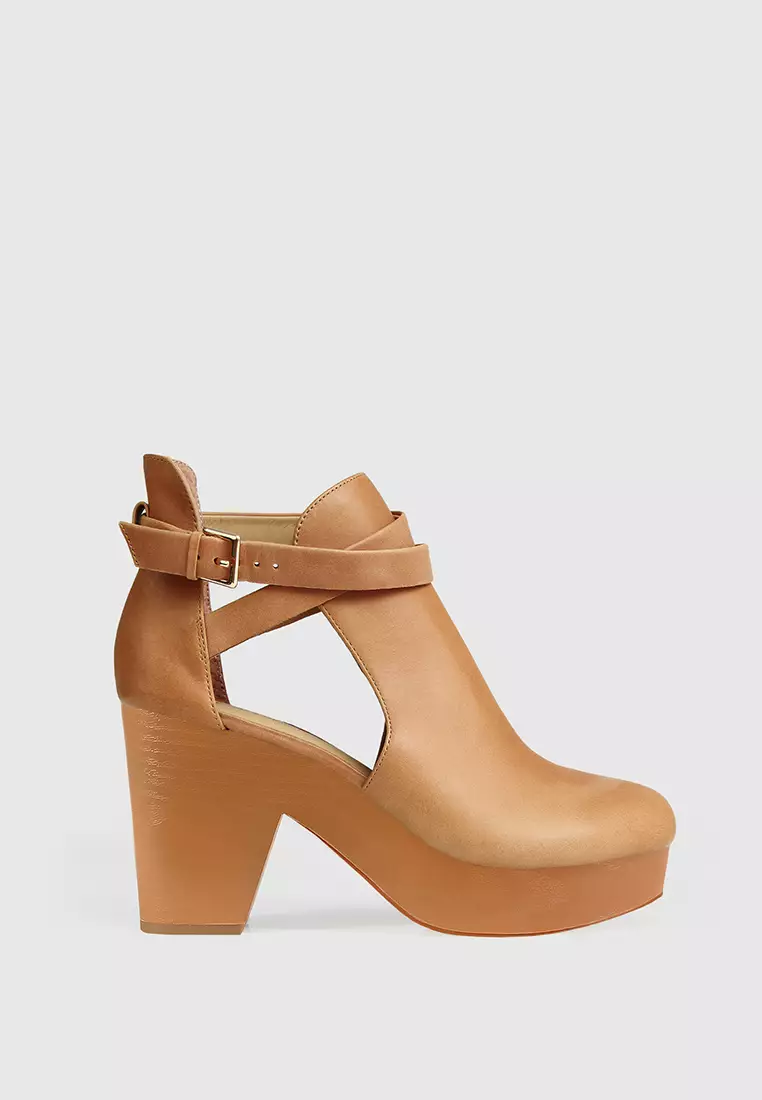 Discount on Belle & Bloom  shoes - SKU: Fearless Clog Ankle Boot - Tan