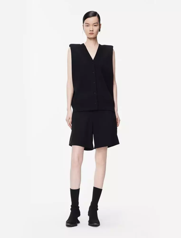 Knitted vest