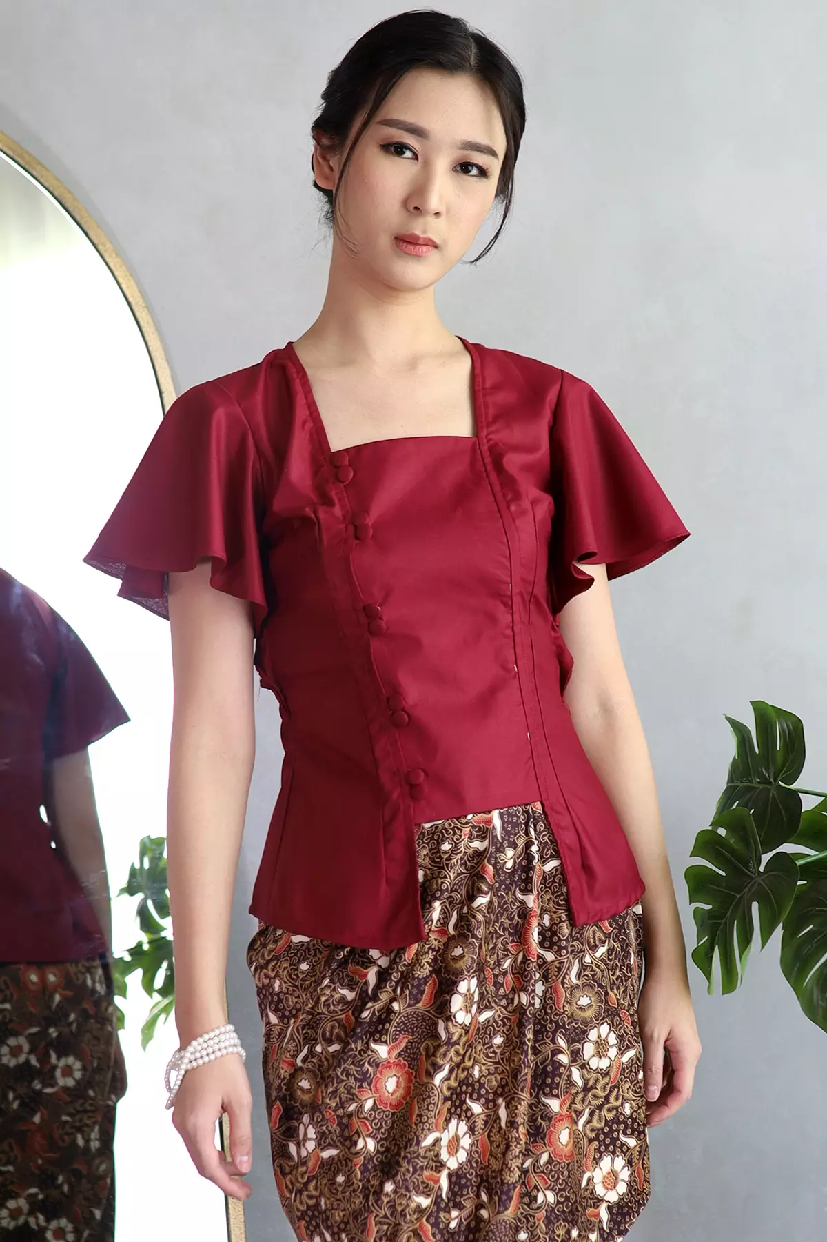 Soraya Dainty Maroon Kebaya
