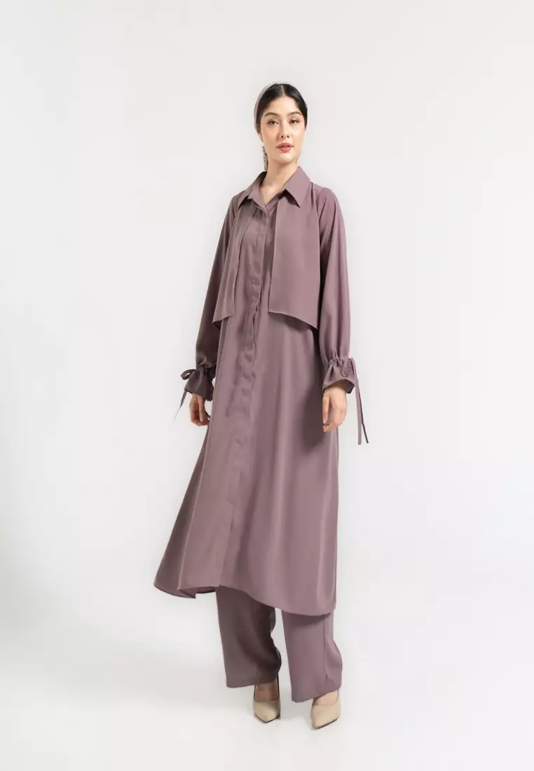 Eshania One Set Black Oakwood Brown