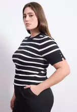 Black/Ecru