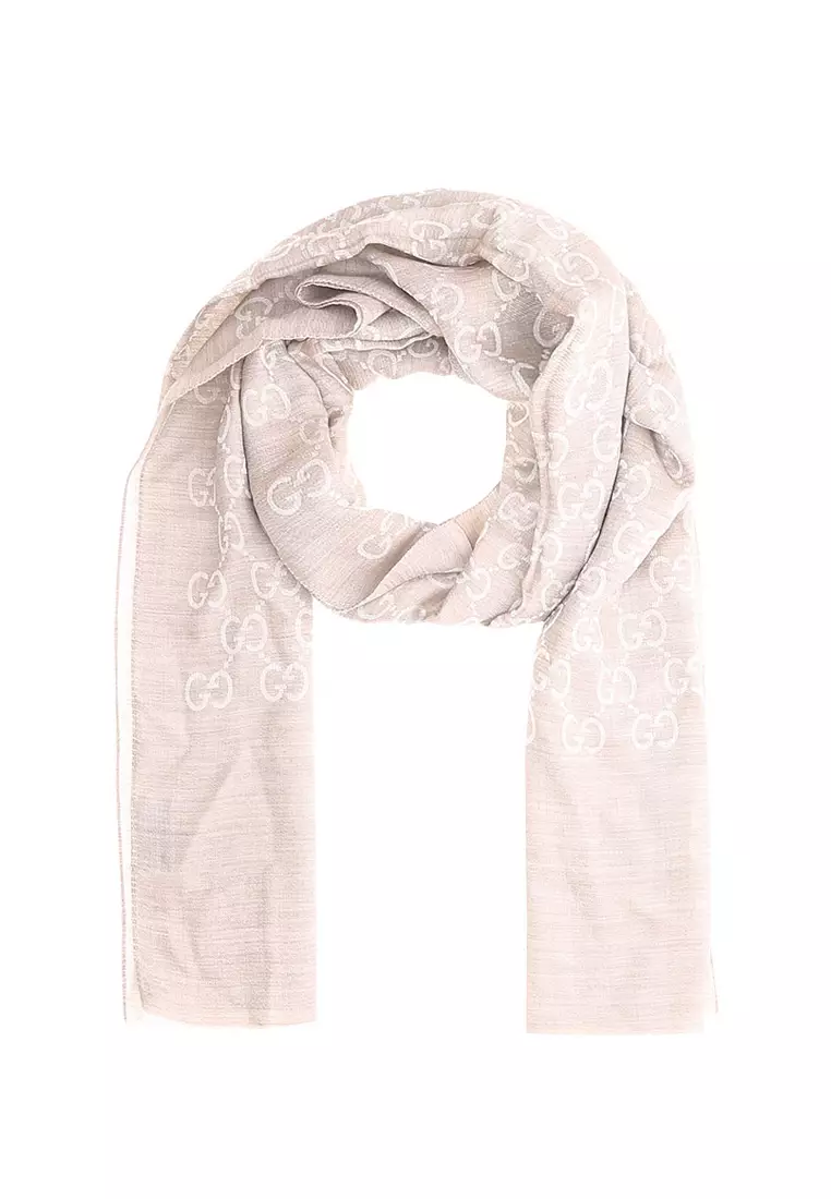 Gucci Scarf Beige Model Beige Gucci Scarf Outfit Shawl Sciarpa